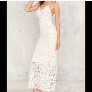 R100 Emilia lace maxi dress